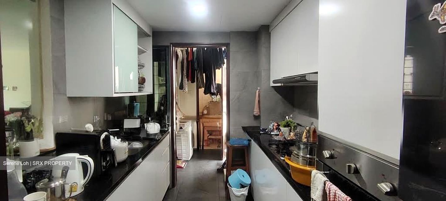 Stratford Court (D16), Condominium #533128431